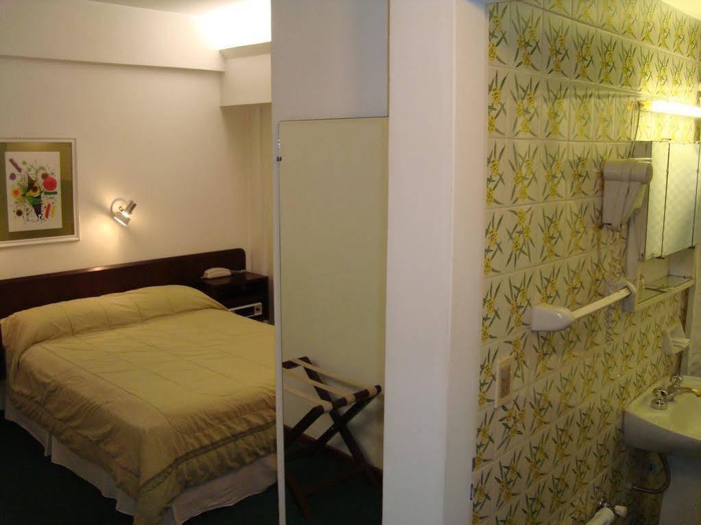 Rosa De Viajes Hotel 2*